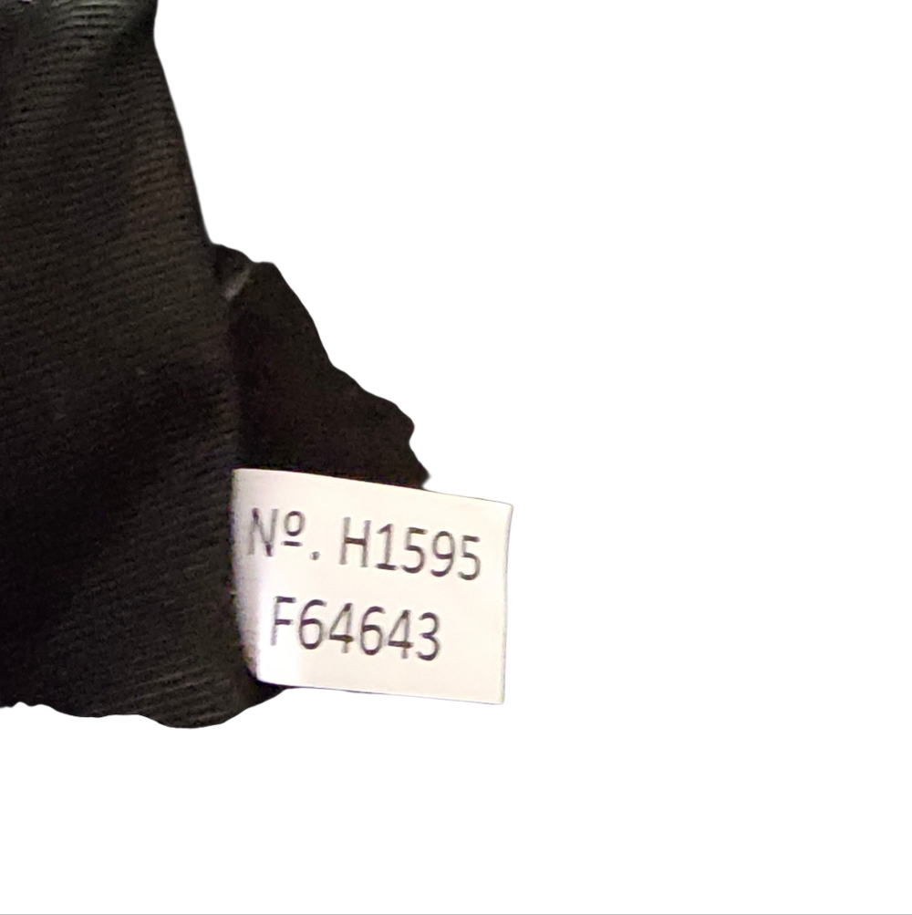 COACH Corner Zip Black Signature Fabric Wristlet w Silver Trim, Hangtag & Strap. - Picture 6 of 6